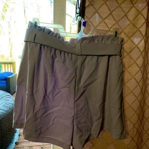 Plus Size Nine West- Shorts